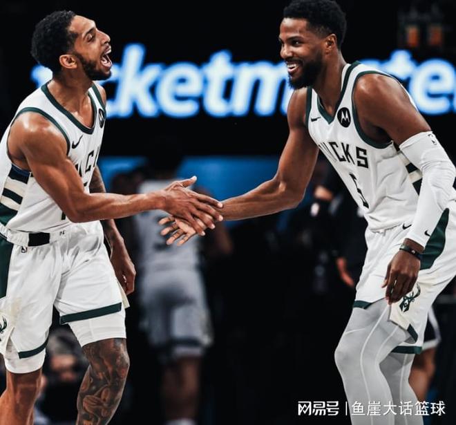 欧联倒计时；圣安东尼奥马刺关键时刻扳平良机；细节引发关注；质疑声仍在；轮换策略成焦点的简单介绍