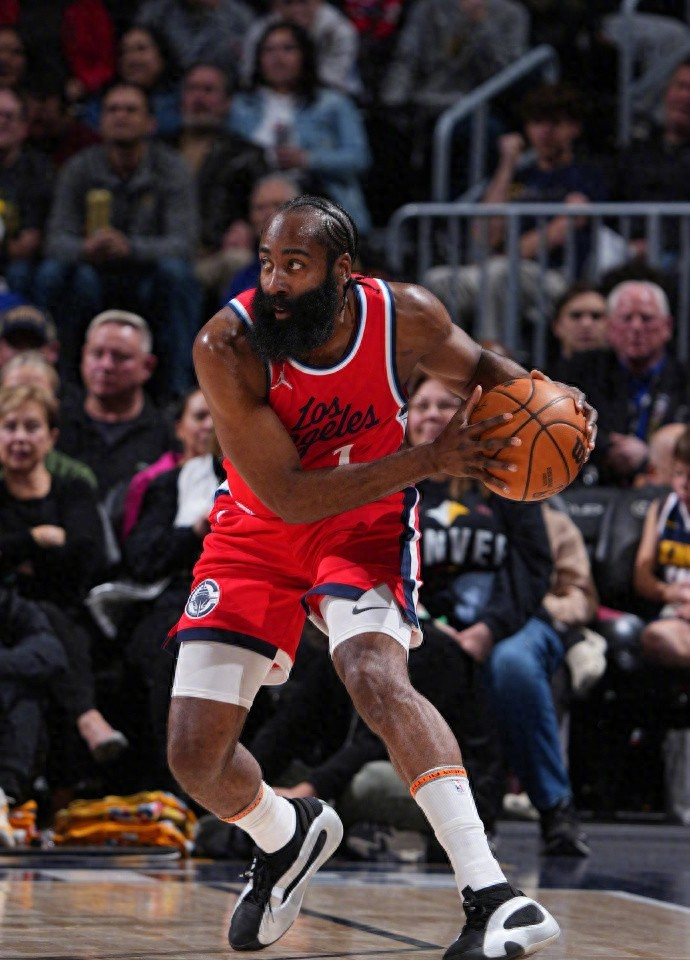 费城76人为什么叫76人